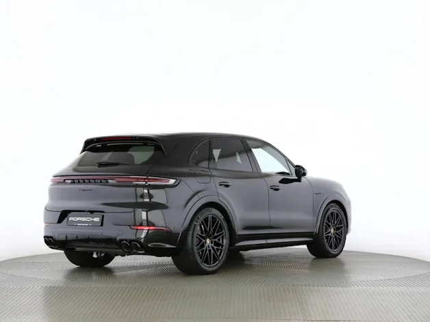 Porsche Cayenne E-Hybrid Black Edition