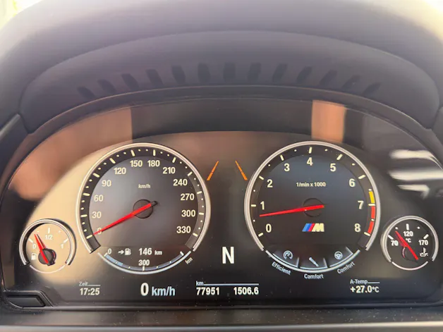 BMW X5 M *** AB BMW SERVICE UND MFK ***