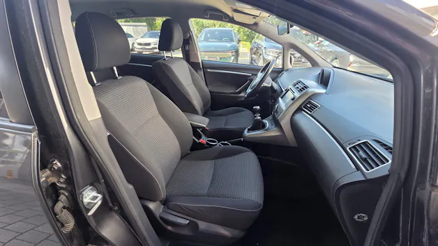 Toyota Verso 1.6 D-4D Luna