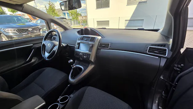 Toyota Verso 1.6 D-4D Luna