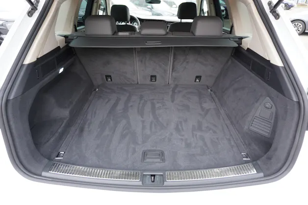 VW Touareg 3.0 TDI Atmosphere Tiptronic R-Line Exterier!!!