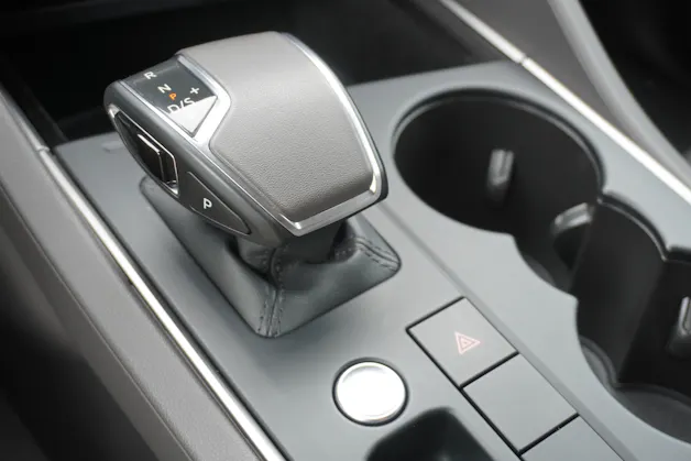 VW Touareg 3.0 TDI Atmosphere Tiptronic R-Line Exterier!!!
