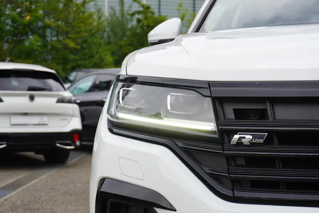 VW Touareg 3.0 TDI Atmosphere Tiptronic R-Line Exterier!!!