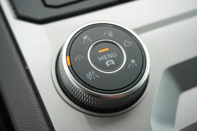 VW Touareg 3.0 TDI Atmosphere Tiptronic R-Line Exterier!!!