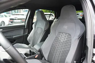 VW Golf 1.5 e TSI ACT Life DSG R-LINE!!!