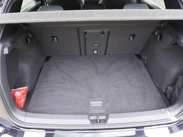 VW Golf 1.5 e TSI ACT Life DSG R-LINE!!!