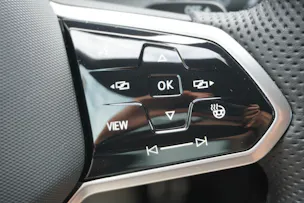 VW Golf 1.5 e TSI ACT Life DSG R-LINE!!!