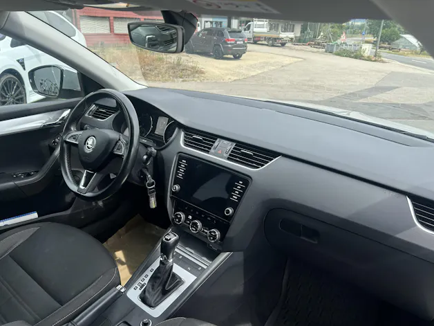 Škoda Octavia Combi 2.0 TSI Soleil 4x4 DSG