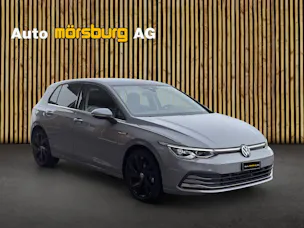 VW Golf VIII 2.0 TSI Style DSG