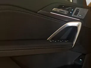 BMW X1 20i sDrive paddles