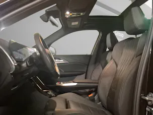 BMW X1 20i sDrive paddles