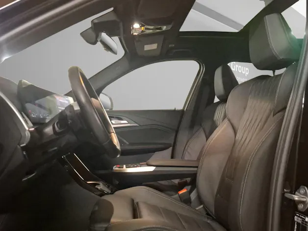 BMW X1 20i sDrive paddles