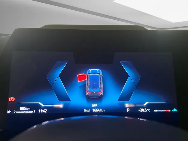 BMW X1 20i sDrive paddles
