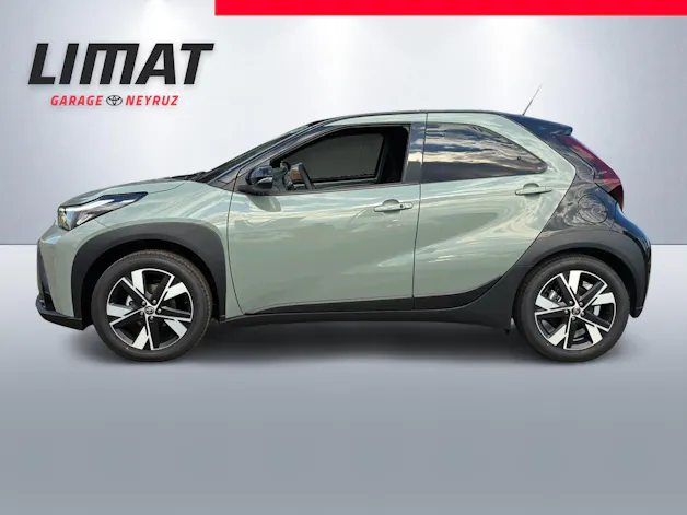 Toyota Aygo X 1.5 VVT-i HSD Trend