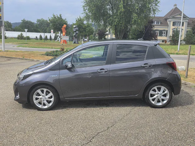 Toyota Yaris 1.5 VVT-i HSD Style