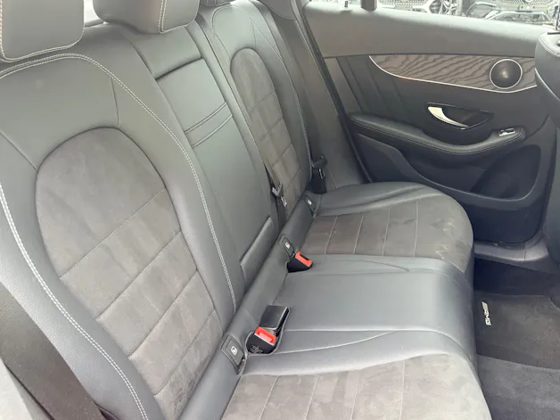 MERCEDES-BENZ GLC 250 AMG Line 4m