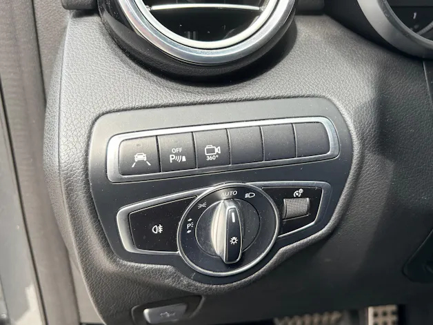 MERCEDES-BENZ GLC 250 AMG Line 4m
