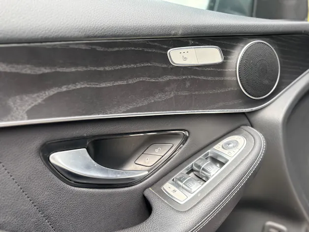 MERCEDES-BENZ GLC 250 AMG Line 4m