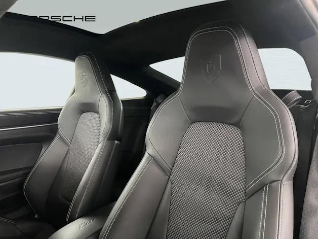 Porsche 911 Turbo S