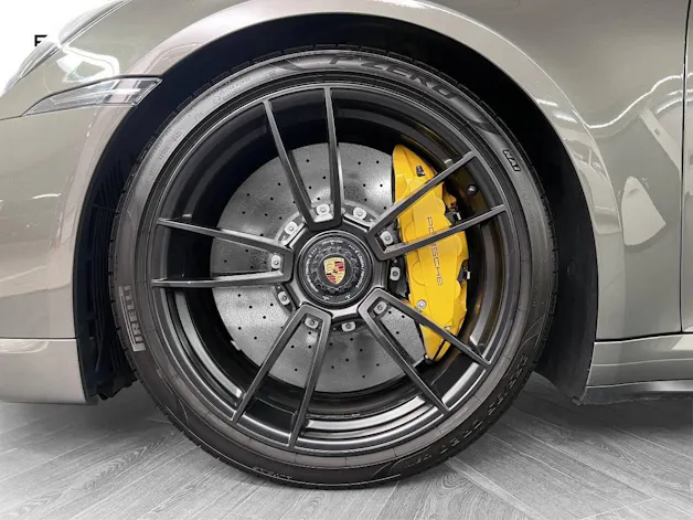 Porsche 911 Turbo S