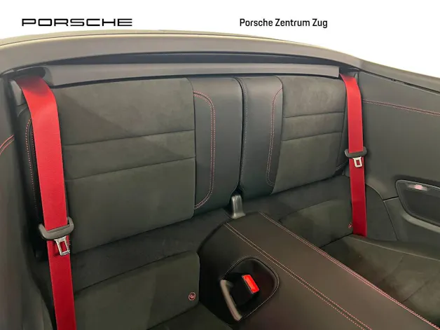 Porsche 911 Carrera GTS Cabriolet