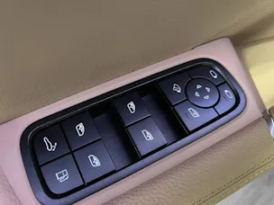 Porsche Cayenne E-Hybrid Coupé Platinum Edition