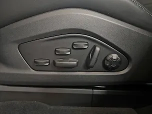 Porsche Macan 4