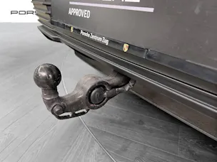 Porsche Macan 4