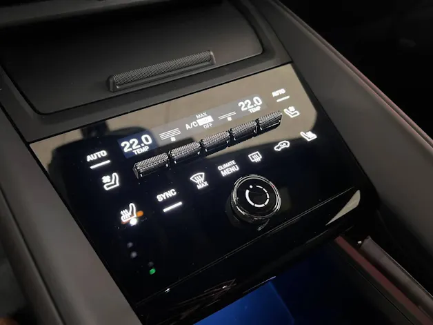 Porsche Macan 4
