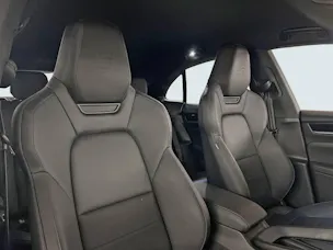Porsche Macan 4