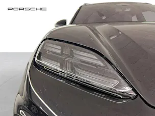Porsche Macan 4