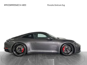 Porsche 911 Carrera 4 GTS