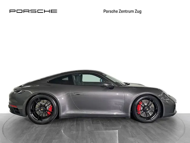 Porsche 911 Carrera 4 GTS