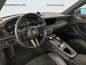 Porsche 911 Carrera 4 GTS