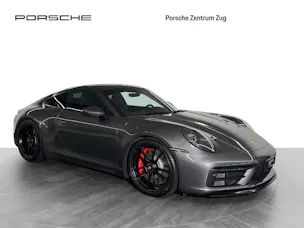 Porsche 911 Carrera 4 GTS