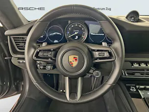 Porsche 911 Carrera 4 GTS