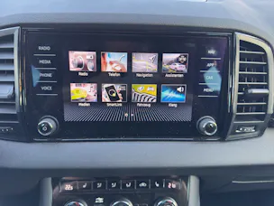 SKODA Karoq 1.5 TSI SportLine DSG