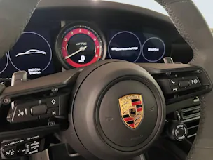 Porsche 911 Carrera 4 GTS
