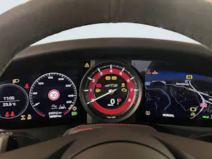 Porsche 911 Carrera 4 GTS