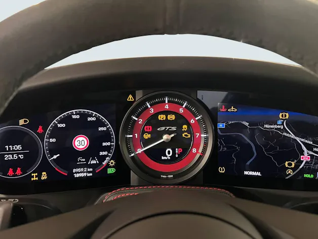 Porsche 911 Carrera 4 GTS