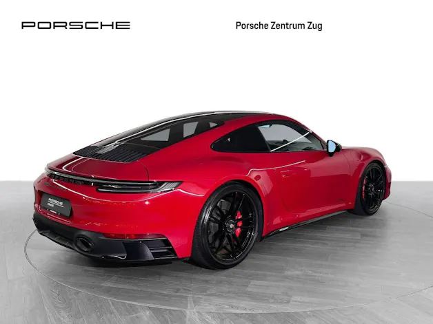 Porsche 911 Carrera 4 GTS