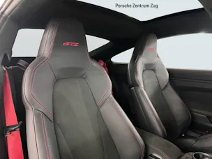 Porsche 911 Carrera 4 GTS