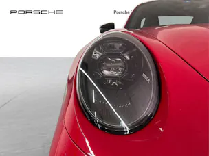 Porsche 911 Carrera 4 GTS