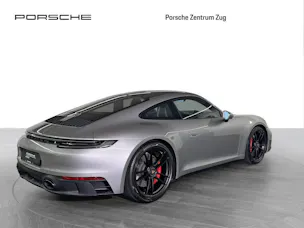 Porsche 911 Carrera 4 GTS