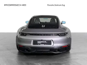 Porsche 911 Carrera 4 GTS