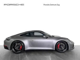 Porsche 911 Carrera 4 GTS