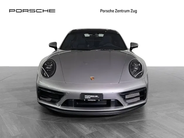 Porsche 911 Carrera 4 GTS