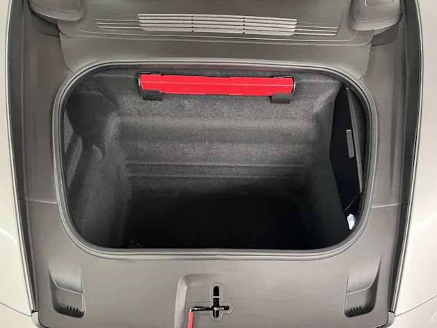 Porsche 911 Carrera 4 GTS