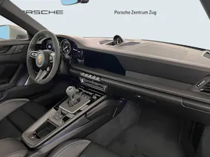 Porsche 911 Carrera 4 GTS