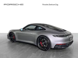 Porsche 911 Carrera 4 GTS